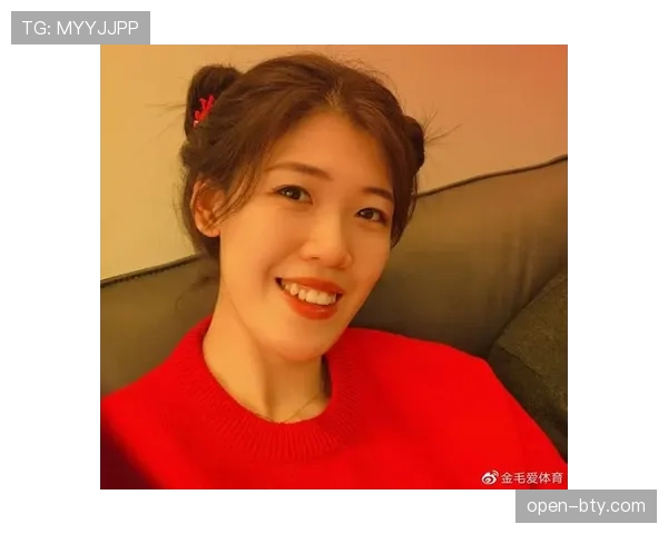 李盈莹健身房没一个能扛得住，居然还偷偷爱吃炸鸡？！